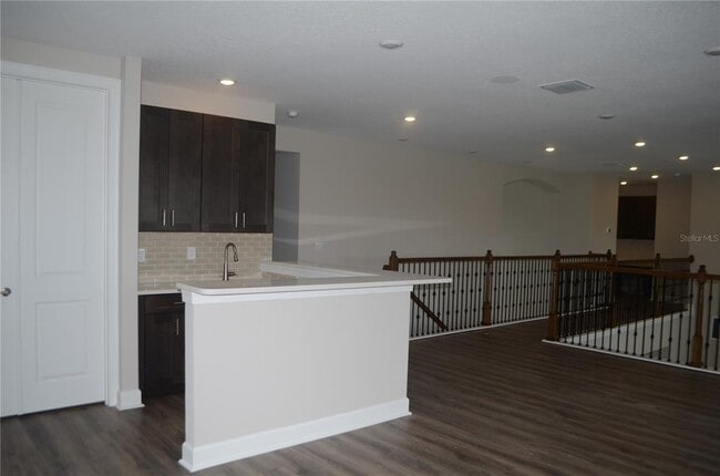 Building Photo - 34109 Tributary Ct