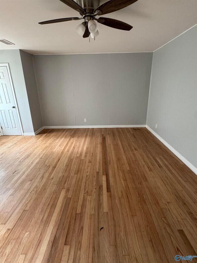 Building Photo - 3610 Williamsburg Dr NW