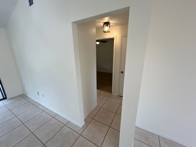 Building Photo - 895 Wandering Pine Trail