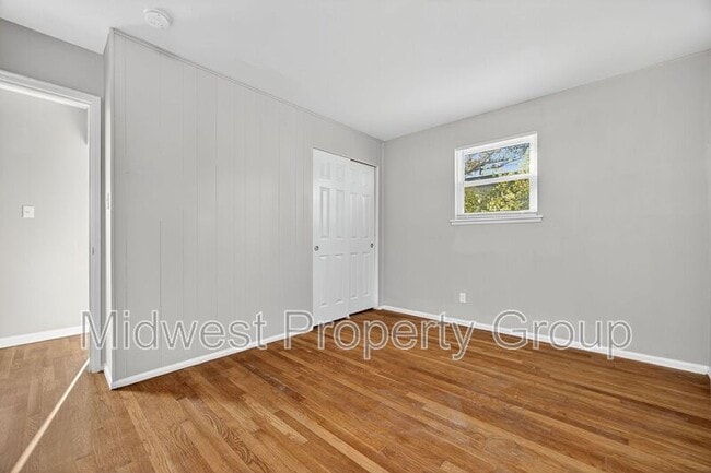 Building Photo - 813 Lynn Haven Ln