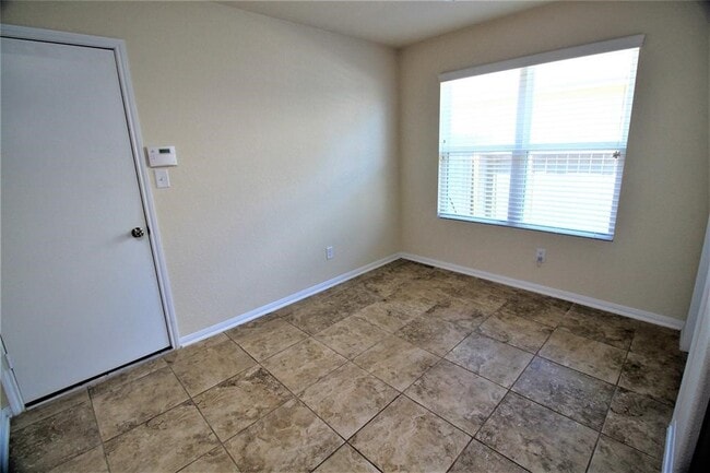 Building Photo - 16715 Lark Bunting Ln