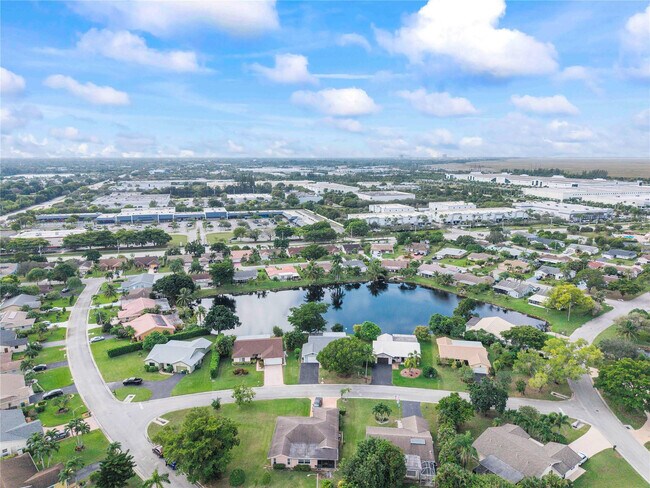 Building Photo - 10120 NW 71st St