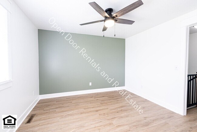 Building Photo - 15012 Tally Ho Dr