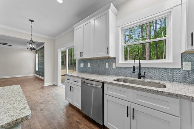 Building Photo - "Daugherty Rural Retreat"