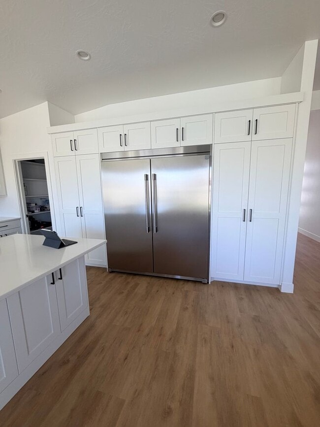 Building Photo - 3 Bedroom, 2 bath home.