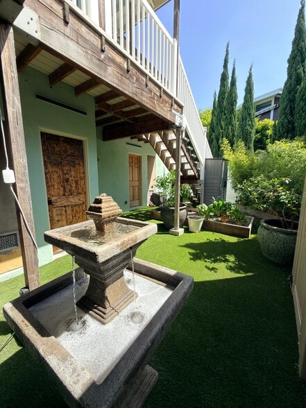 Building Photo - 1048 4th St