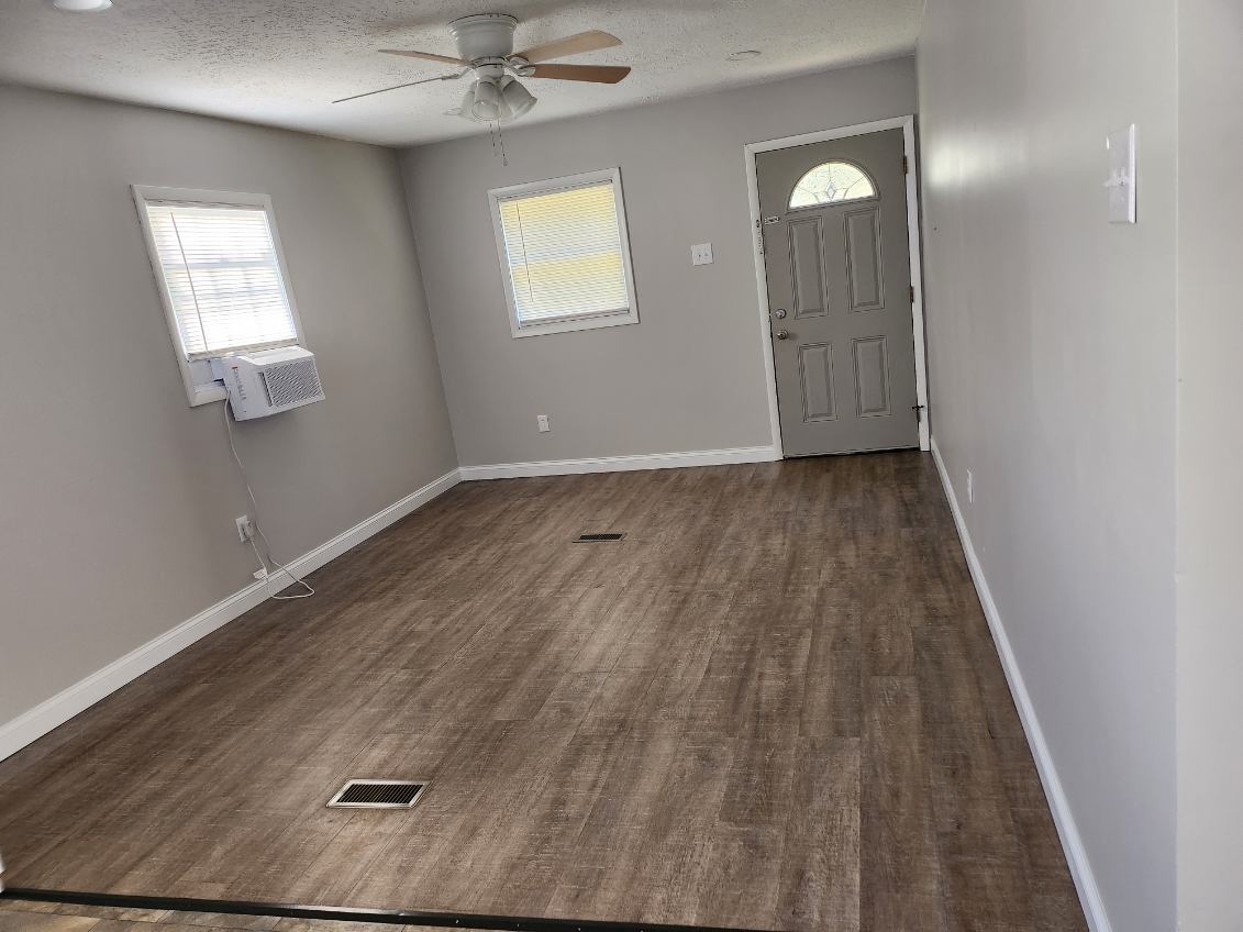 Building Photo - 306 High St