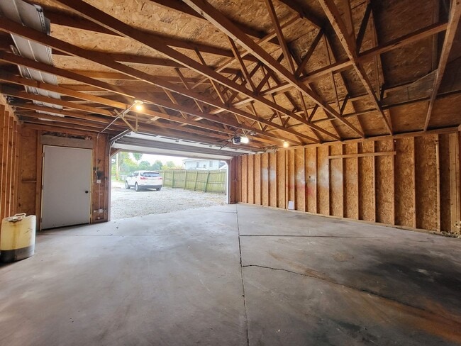 Building Photo - MOVE IN SPECIAL! Beautifully renovated East side home with 2+ car detached garage!