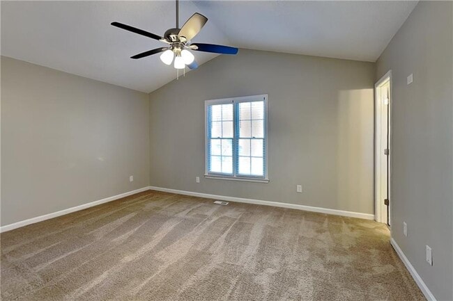 Building Photo - 379 Sumer Ln N