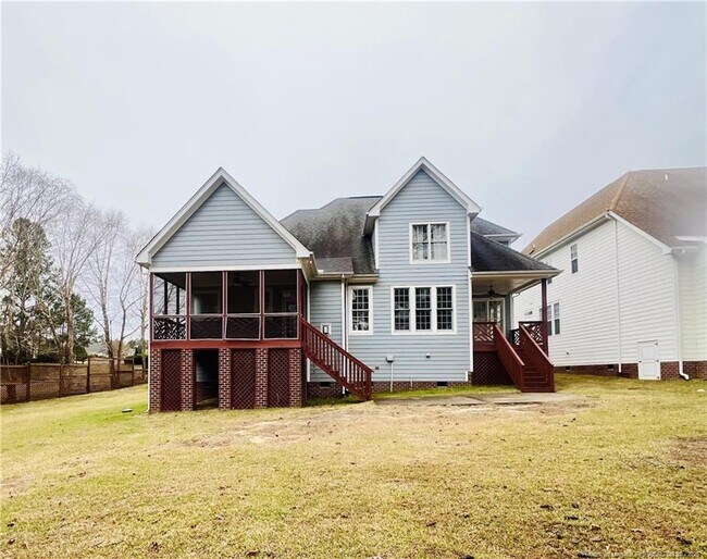 Building Photo - 96 Lamplighter Way