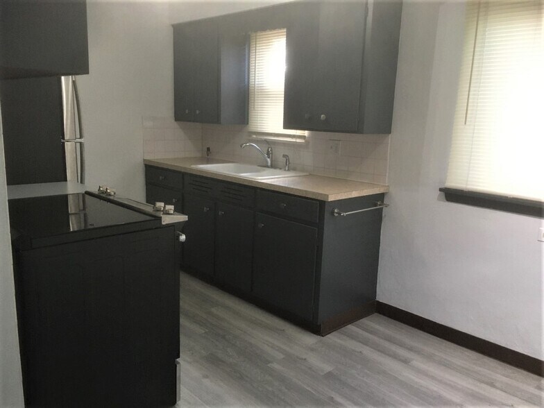 Primary Photo - 1543 2nd St