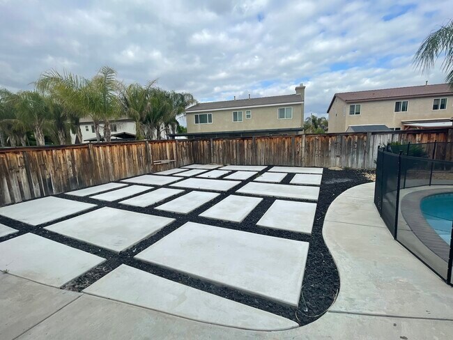 Building Photo - 1974 Arroyo Viejo Dr