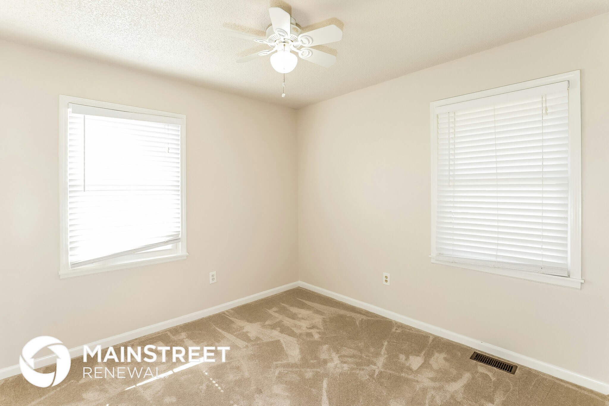 Building Photo - 810 Rowell St