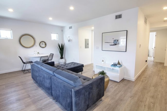 Building Photo - Pacifico Luxury Apartment Homes