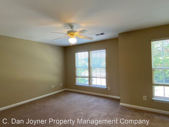 Building Photo - 2 br, 2.5 bath House - 100 Auburn Top Lane