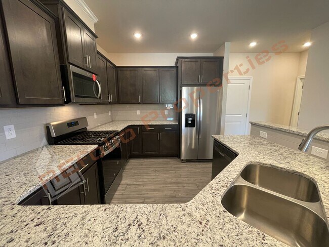 Building Photo - 2421 Hedge Maple Dr