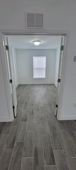 Building Photo - 4751 27th St SW