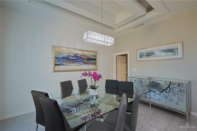 Building Photo - 34 South Dr