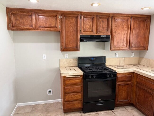 Building Photo - 30311 Silver Ridge Ct