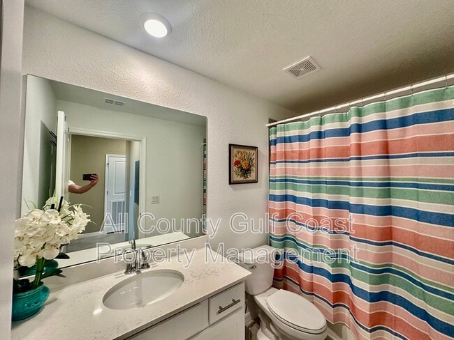 Building Photo - 12240 Wellen Golf St