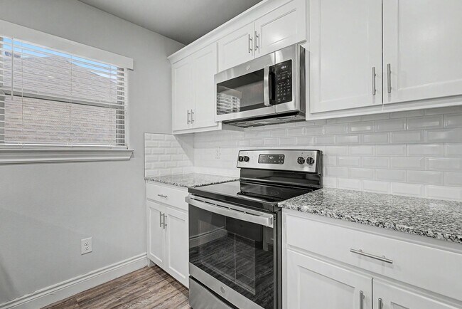 Building Photo - Awesome home with great location in Rogers