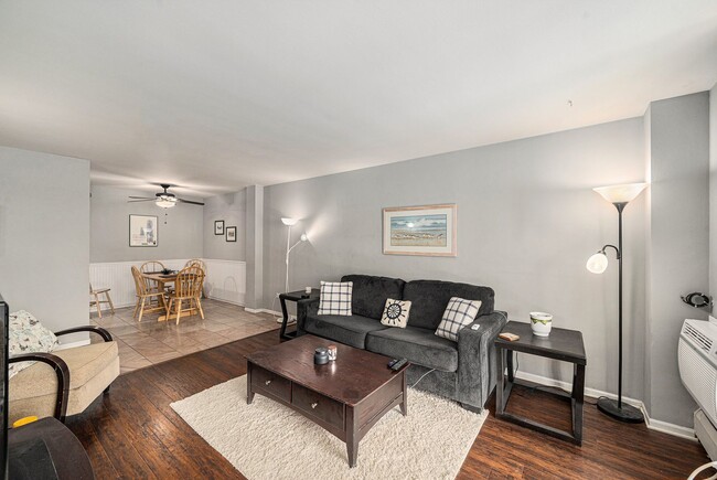 Building Photo - Spacious 1 bedroom home in the heart of Hale!