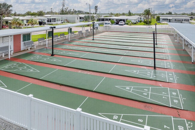 Amenities - Lake Village