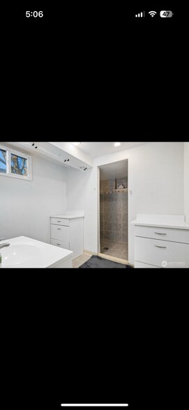 Basement bath - 520 S Wilbur Ave