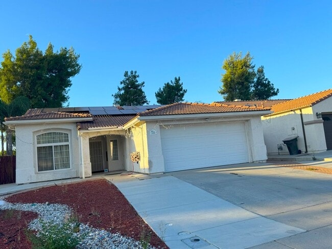 Building Photo - Beautiful Single Story House - OVERSIZED lot in the sought after Vail Ranch Community right in th...