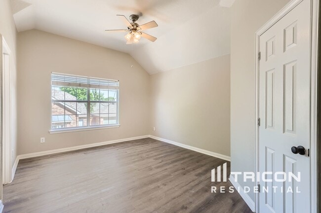 Building Photo - 2624 Dunbar Dr
