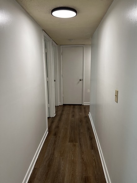 Building Photo - 113 Hillview Apt Dr