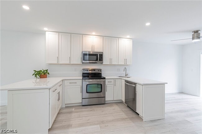 Building Photo - 2722 SW 54th Terrace