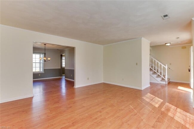 Building Photo - 1025 Taylor Rd