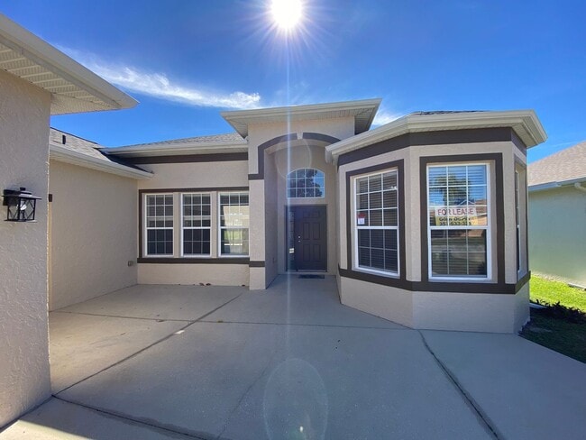 Building Photo - ANNUAL Lease – Unfurnished – Golf Course Lot - Designer Home in the highly sought-after gated com...