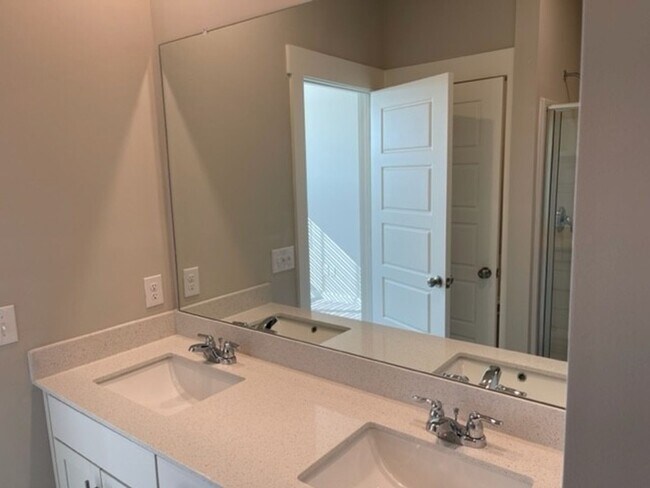 Building Photo - Stunning home in Sawgrass