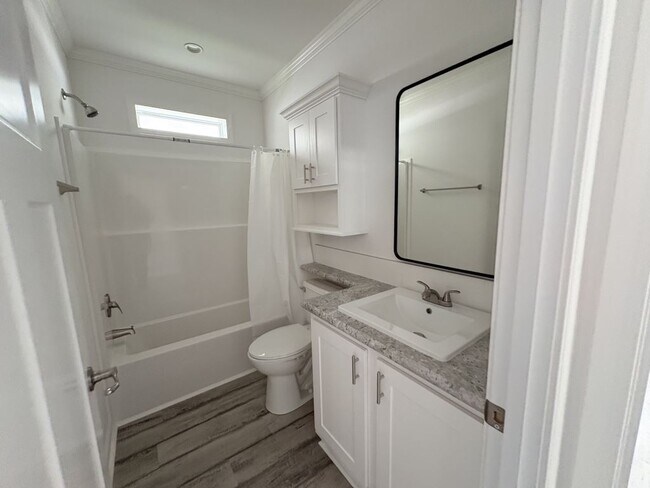 Building Photo - 1639 Voyager Dr