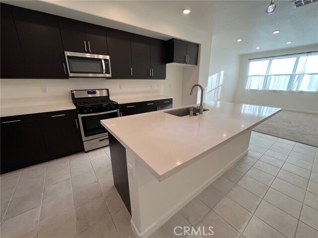 Building Photo - 11009 Skyglow Dr