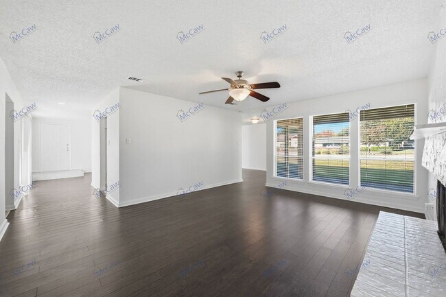 Building Photo - 1736 Brown Trail