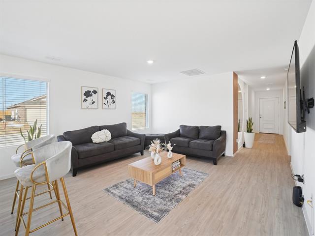 Building Photo - 15133 Hacienda Post Trl