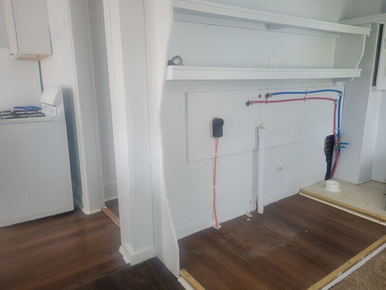 Building Photo - 2002 Minnesota Ave