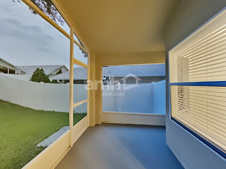 Building Photo - 15854 Bay Vista Dr