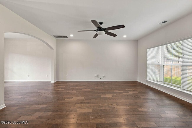 Building Photo - 114 Heatherly Way