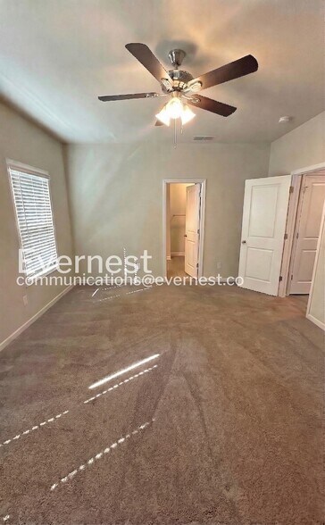 Building Photo - 105 Culver St