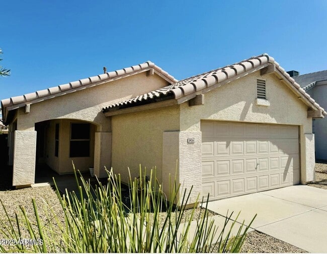 Primary Photo - 3924 E Renee Dr