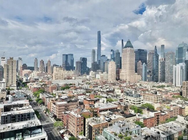 Building Photo - 0 bedroom in NEW YORK NY 10036
