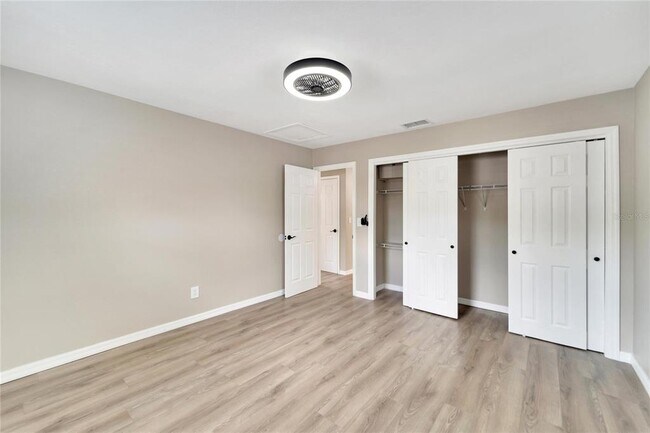 Building Photo - 1462 Cleveland St