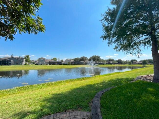 Building Photo - 10544 Oakview Pointe Terrace