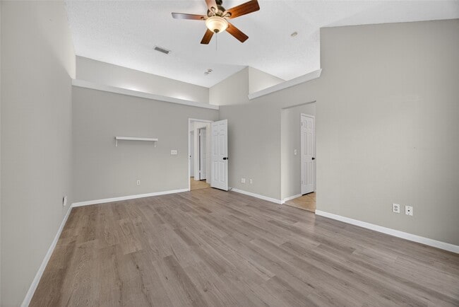 Building Photo - 1035 Cascade Creek Dr