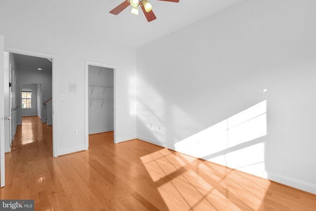 Building Photo - 12806 Murphy Grove Terrace