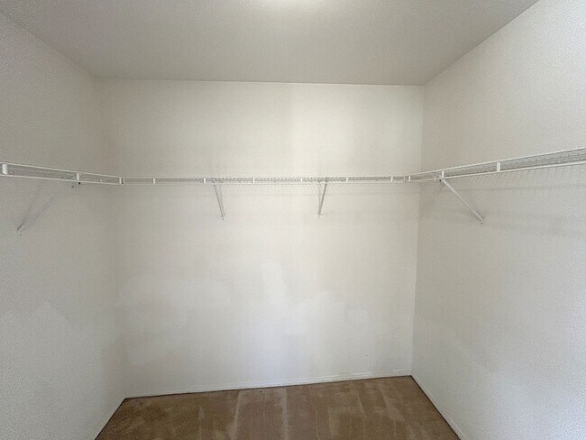 Building Photo - Sunflower Unit A  Glendora, Ca 91740 (3 Bed, 2.5 Bath)